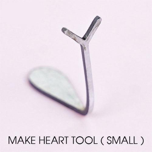 2pcs Love Heart Cat Eye Nail Magnetic Stick Magnet With Iron Wire Creating for Cat Eye UV Gel Polish Heart Effect Tools Manicure