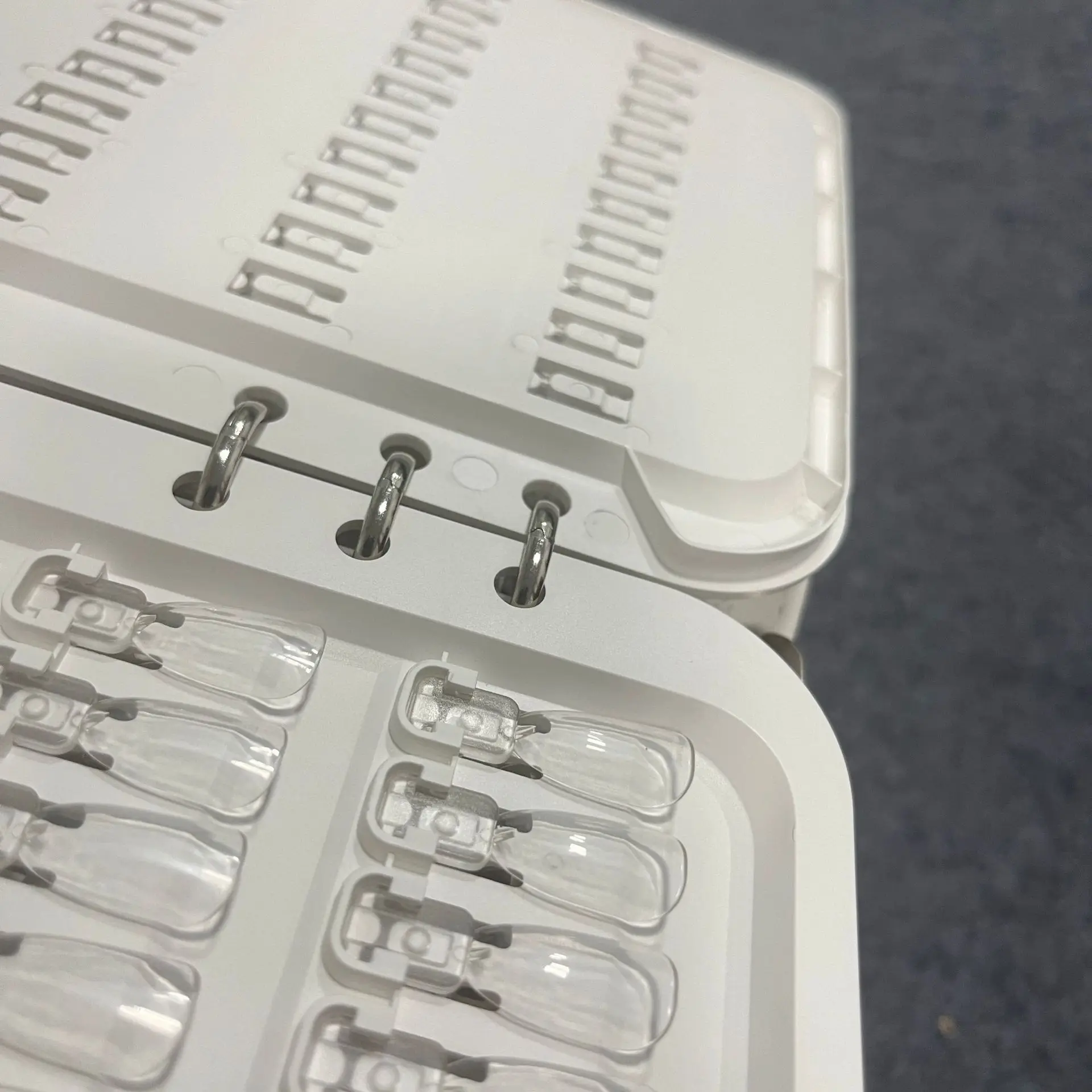 Professional 150 Colors Nail Polish Swatch Book Detachable Display Album No Glue Needed Easy to Update for Salon Home DIY